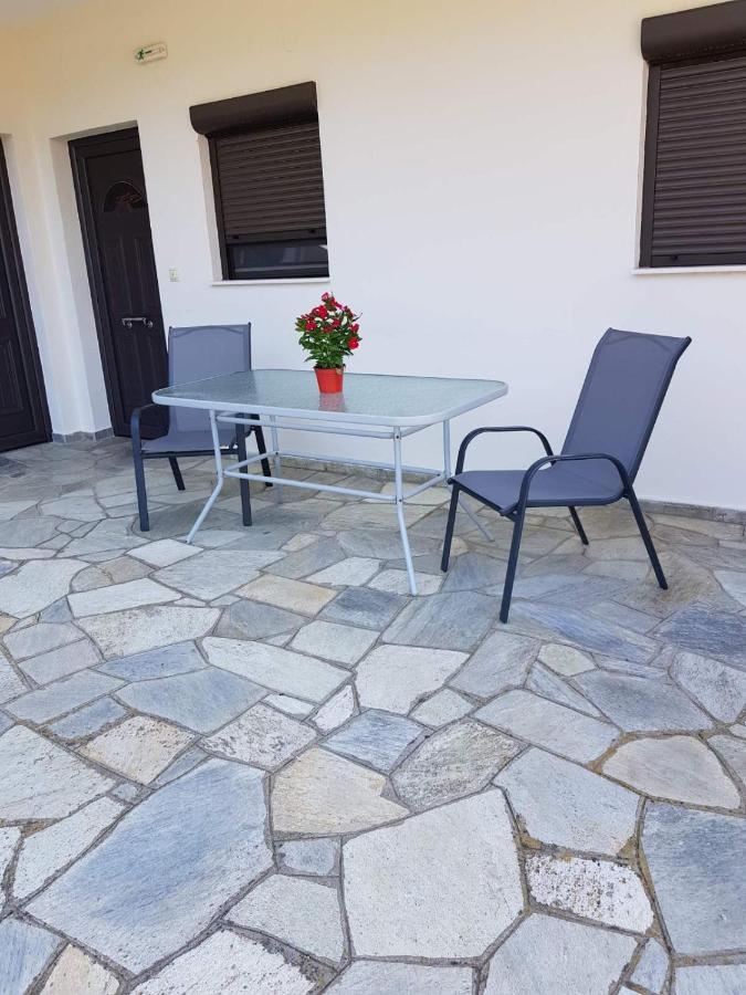 Lemon Flowers Apartments Nea Skioni Dış mekan fotoğraf